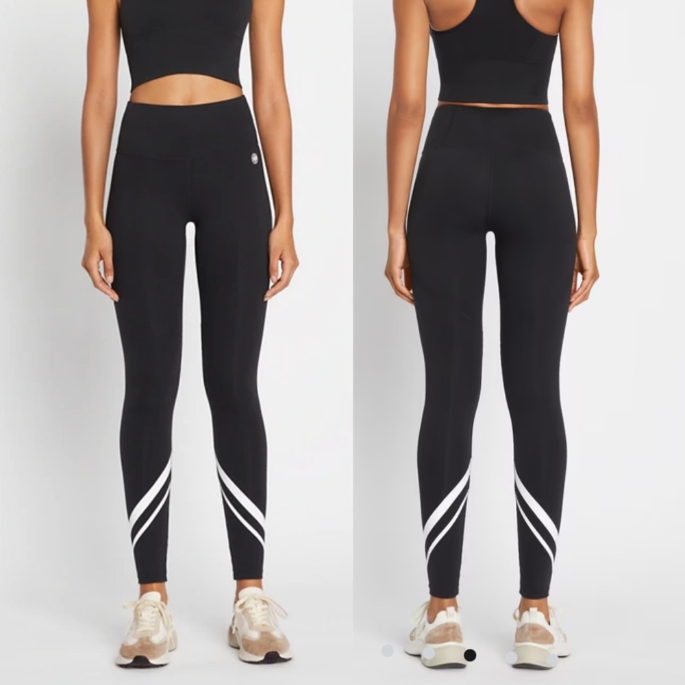 TORY BURCH WEIGHTLESS CHEVRON LEGGING Black White Size Small